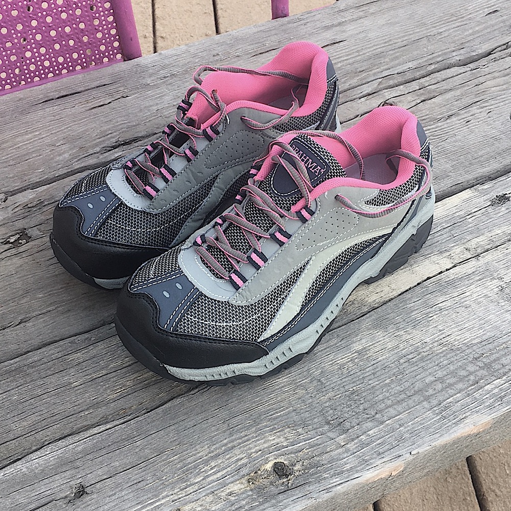 Brahma hard-toe hiking/work shoe -size 9